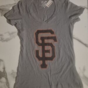 Giants V-Neck T-Shirt with SF Logo- Brand New